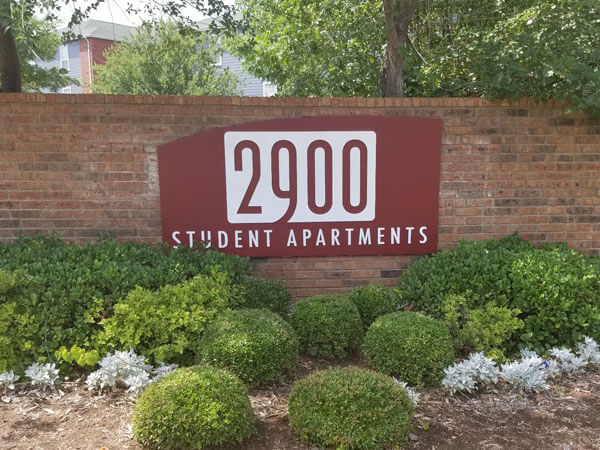 2900 Student Apartments exterior signage